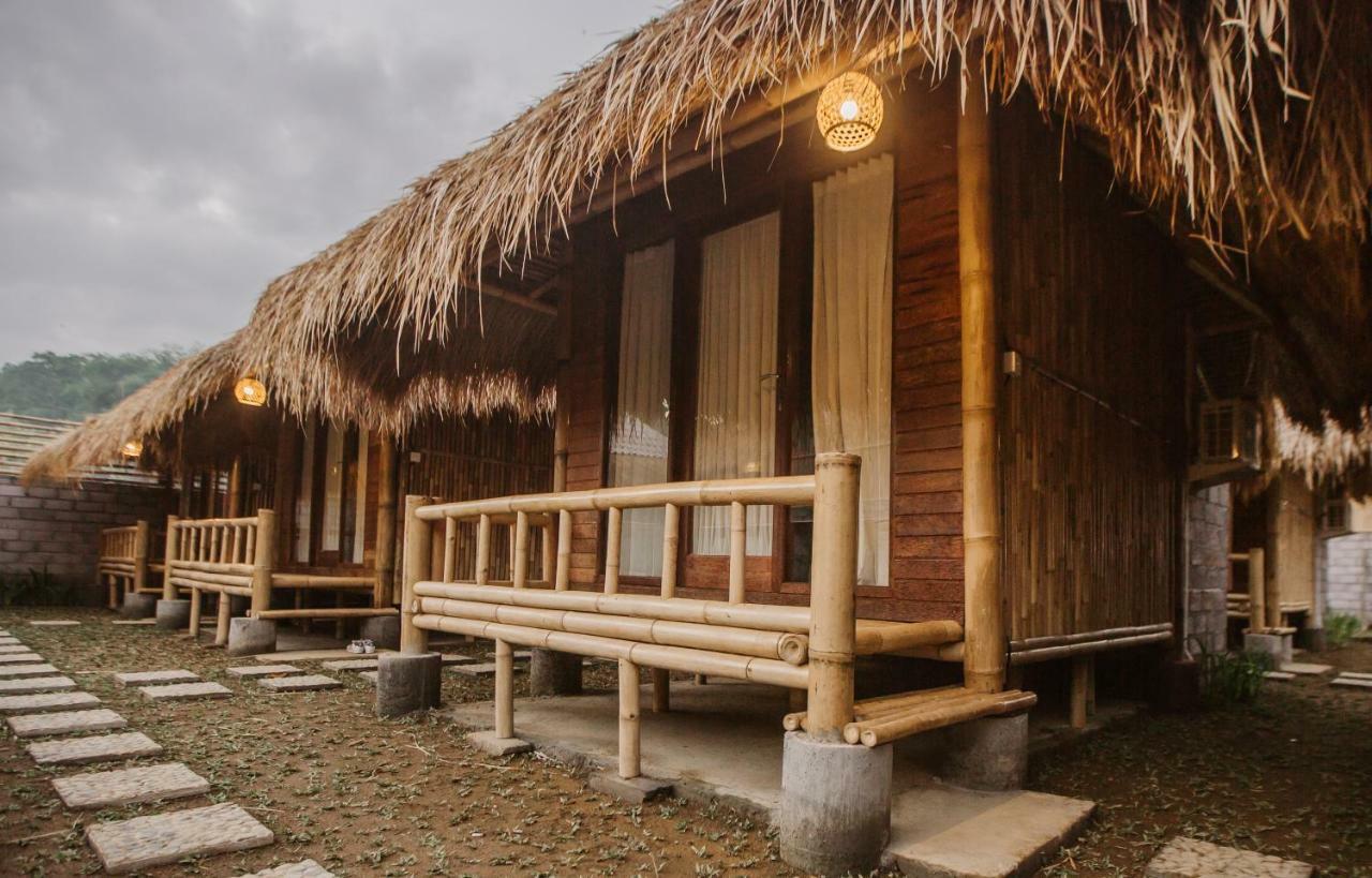 The Umah Bamboo Hotel Canggu Buitenkant foto